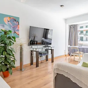  Apartment Urbanza City Center And Beach Apartment